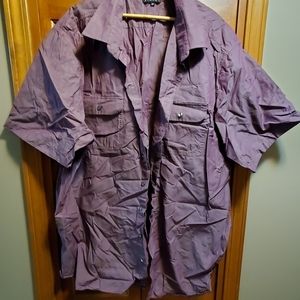 Short sleeve dress shirt